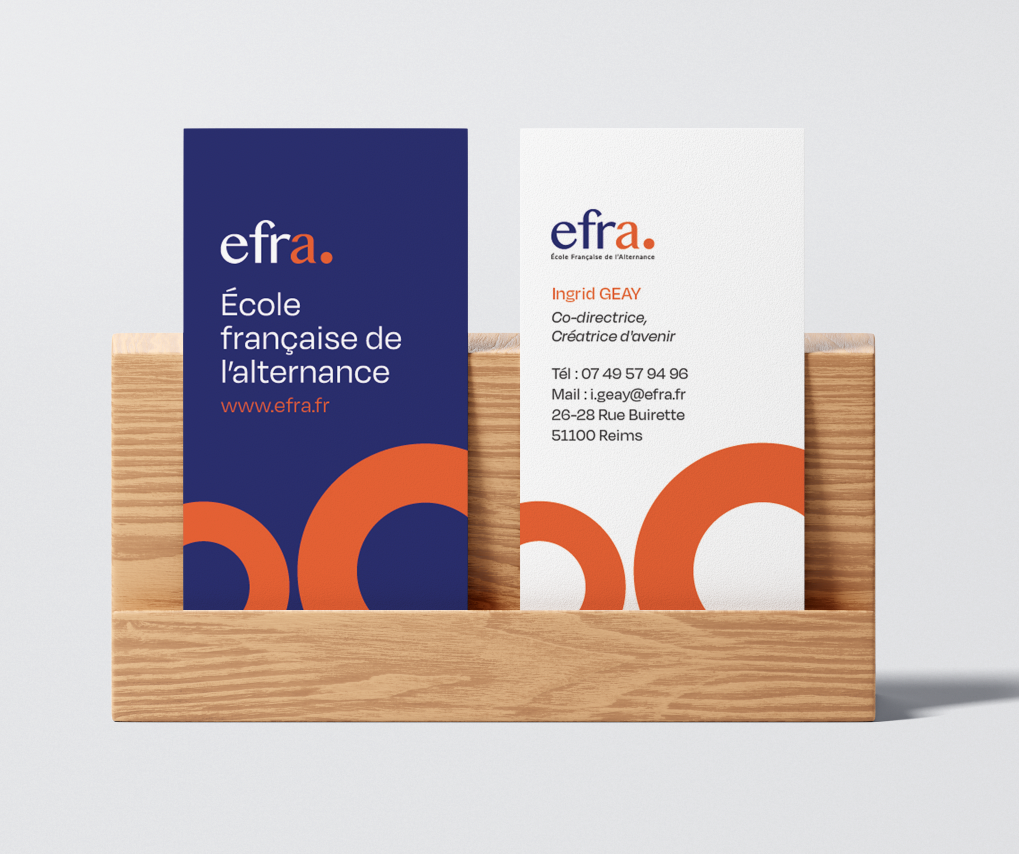 Création et impression de cartes de visite pour l’école EFRA basée à Reims.