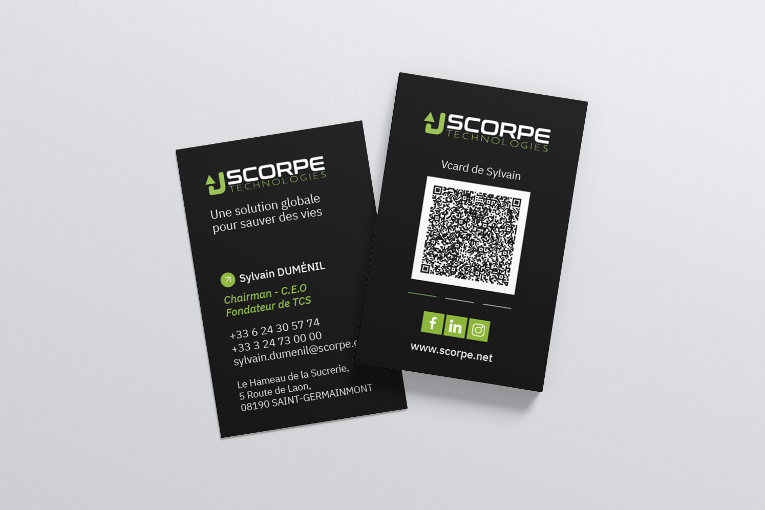 Création et impression de nouvelles cartes de visite pour la société Scorpe Technologies.